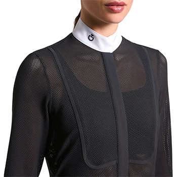 Amazonka w super fashion koszuli konkursowej CT
